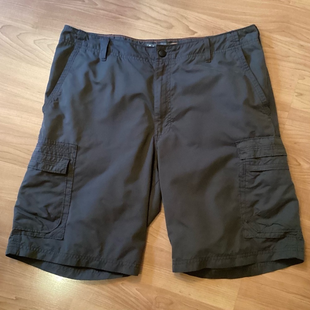 Lee Men’s Dungarees‎ Cargo Shorts, Deep Gray/Brown - Size 36 Style 2185422